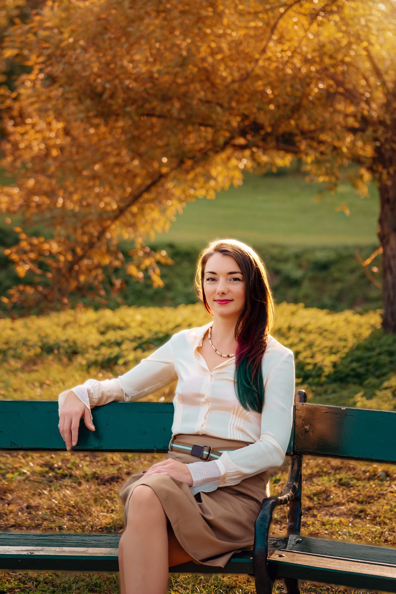 Portret biznesowy w jesiennym plenerze — Fotogłos