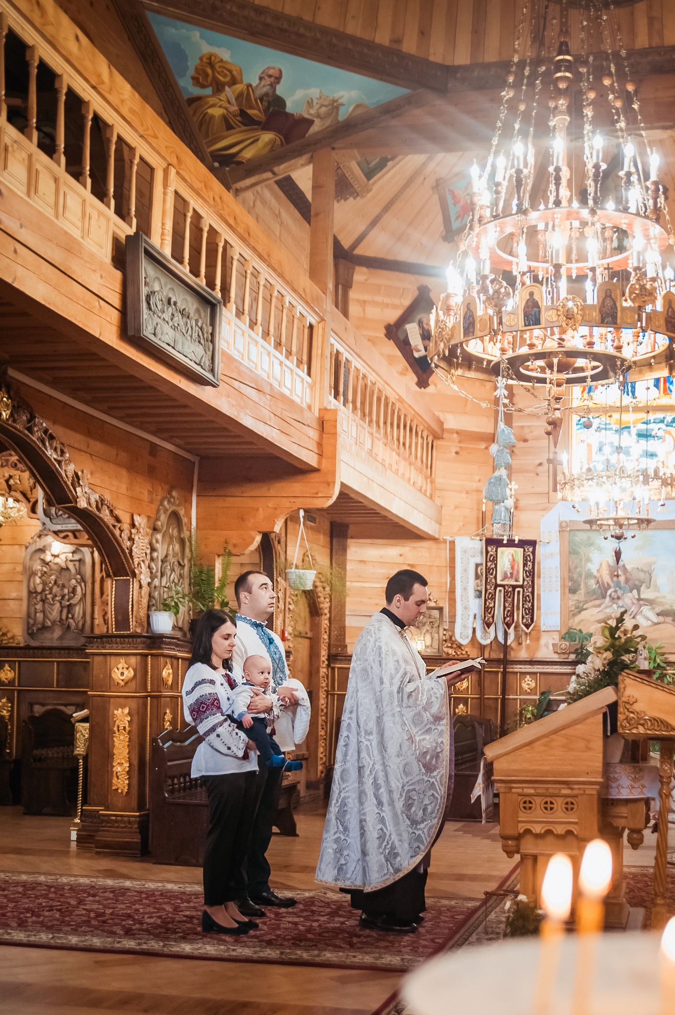 Rodzina podczas ceremonii chrztu — Fotogłos