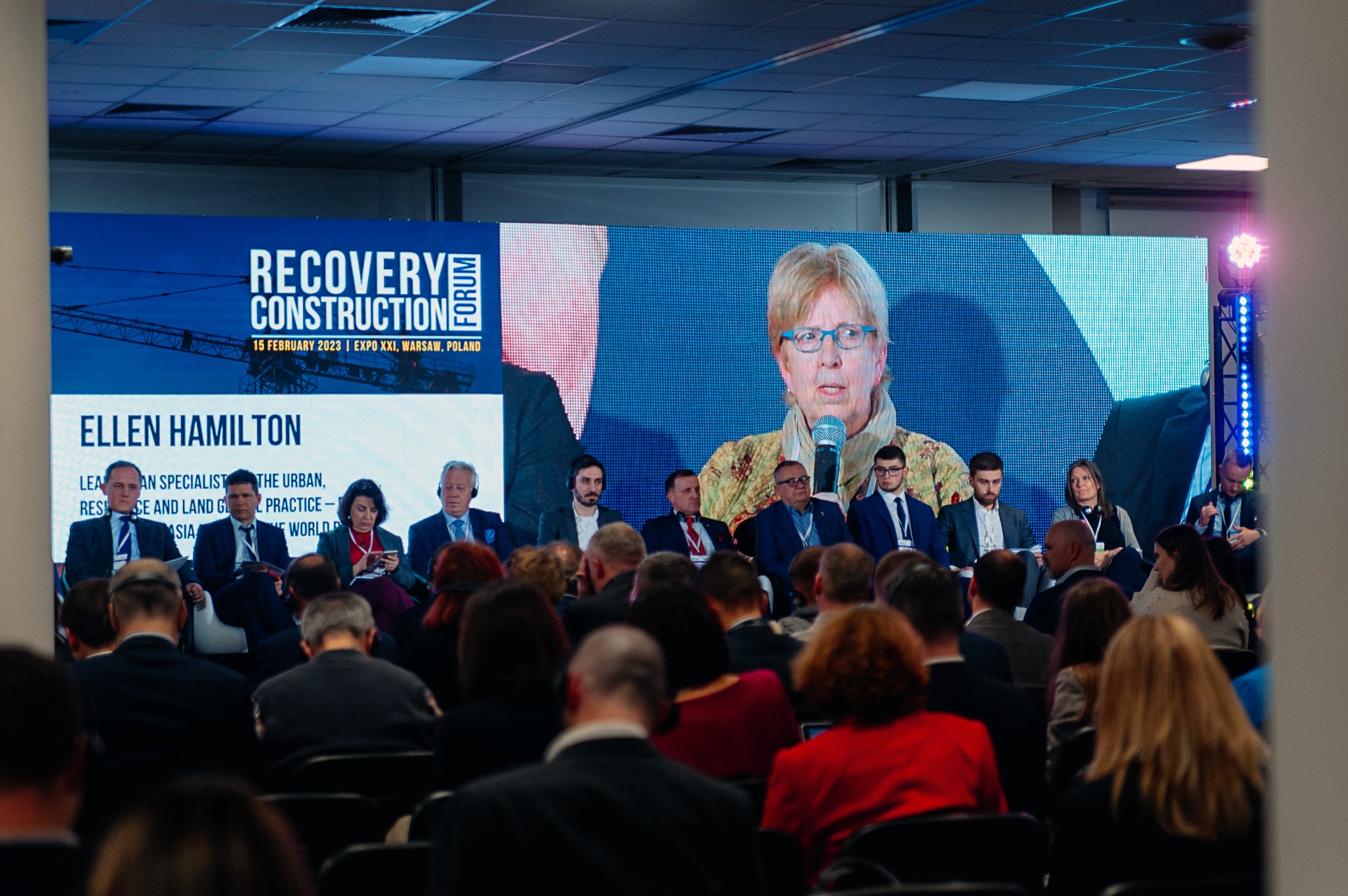 Reportaż z konferencji — kadr 7 — Fotogłos