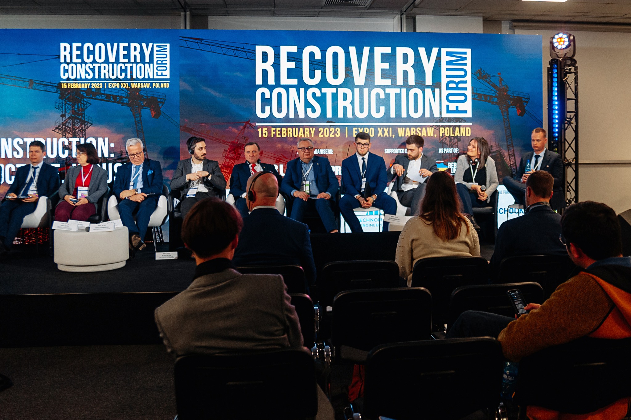 Reportaż z konferencji — kadr 9 — Fotogłos