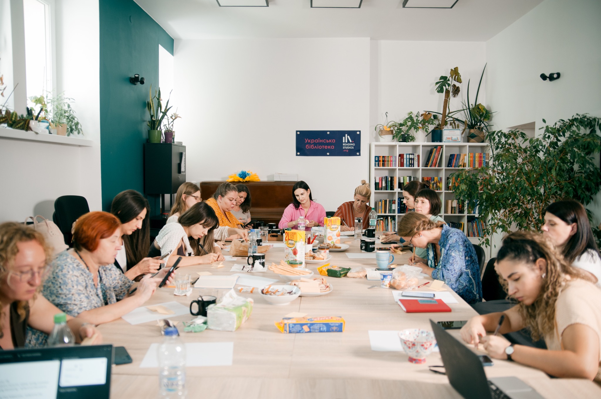 Reportaż z warsztatów i spotkania edukacyjnego — kadr 9 — Fotogłos